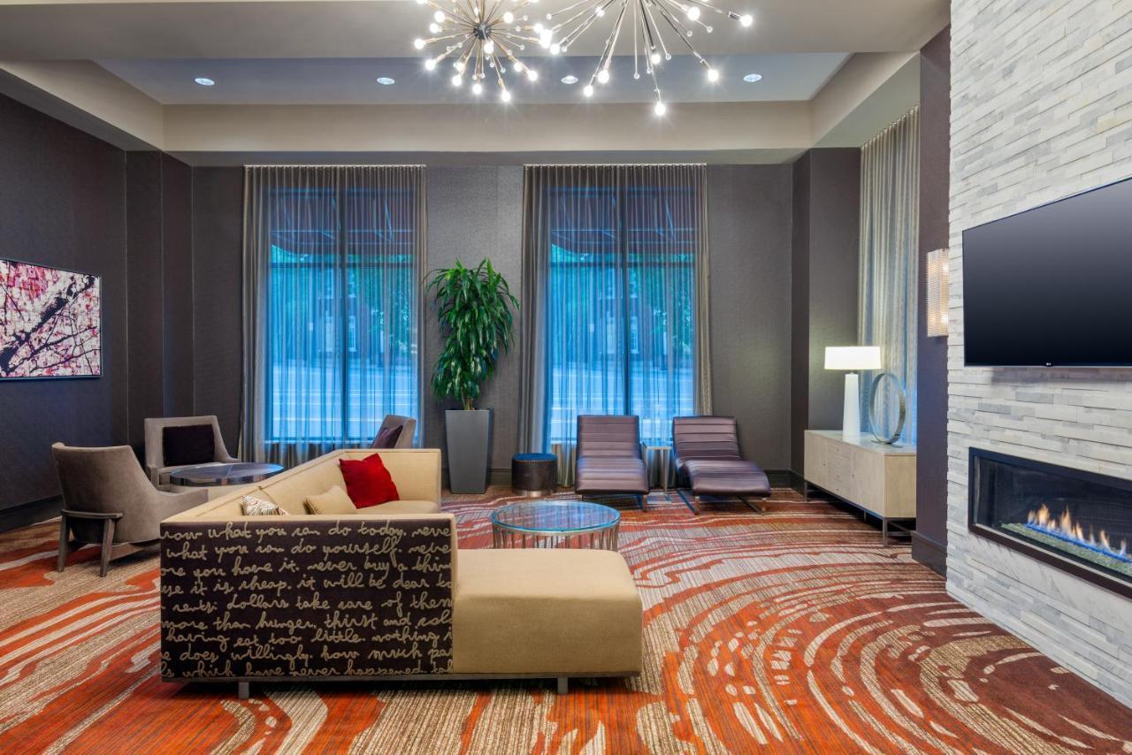 Hotel By Marriott Downtown 3*