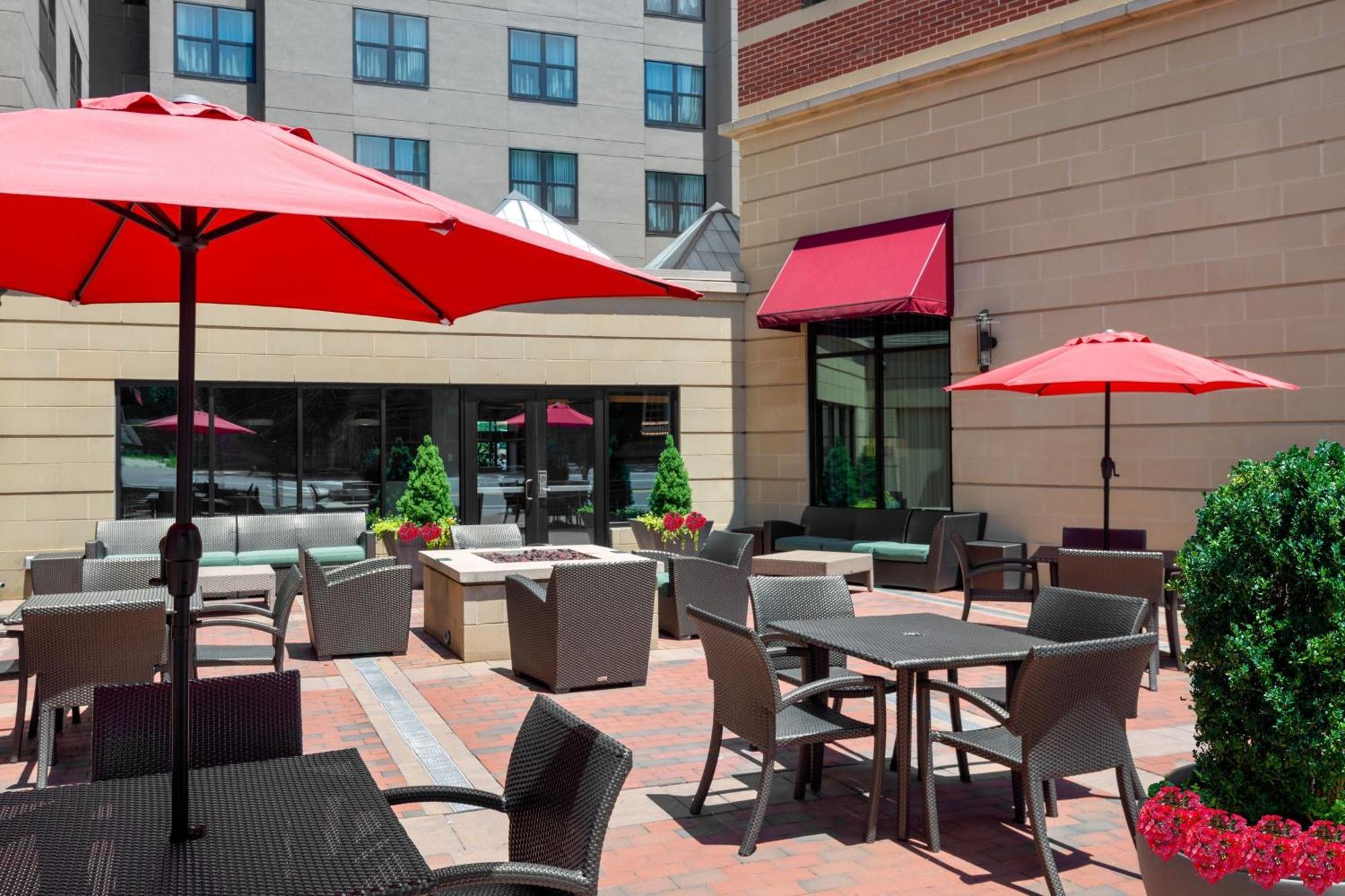 By Marriott Downtown Hotel Charlottesville