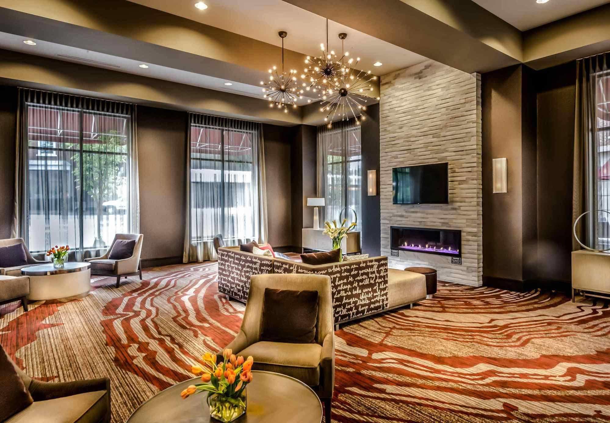 Hotel By Marriott Downtown 3*
